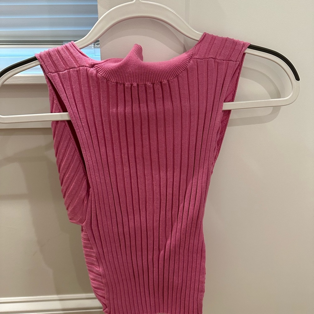 Super down pink tank top